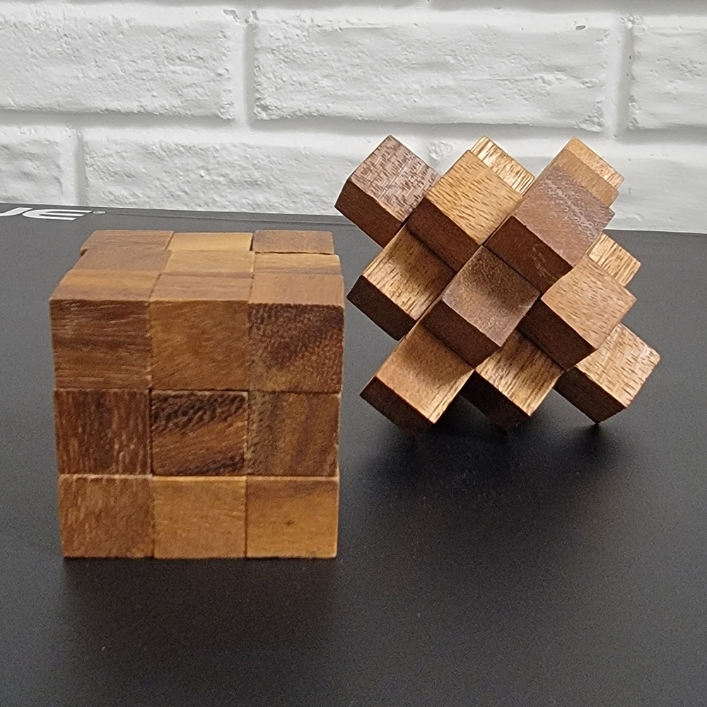 Adult Puzzle Set - Snake Cube & Falling Star